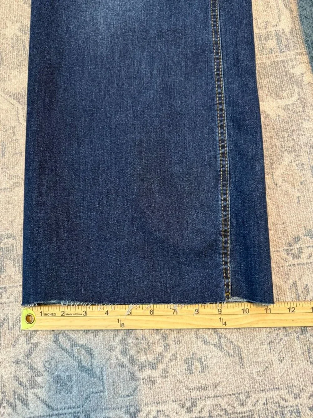 OAT New York High Rise Wide Leg Blue Jeans Size 8/29 Raw Hem Classic Modern